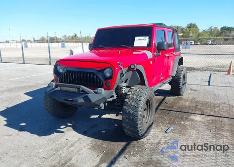 2015 Jeep Wrangler Unlimited Sport z USA, uszkodzony, nr VIN 1C4BJWDG4FL542404